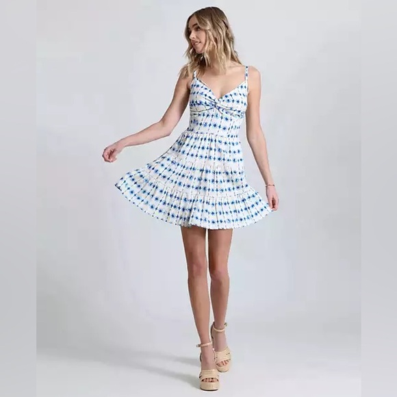 Avec Les Filles SHIBORI PRINT TIERED LINEN BLEND MINI DRESS - Picture 2 of 5